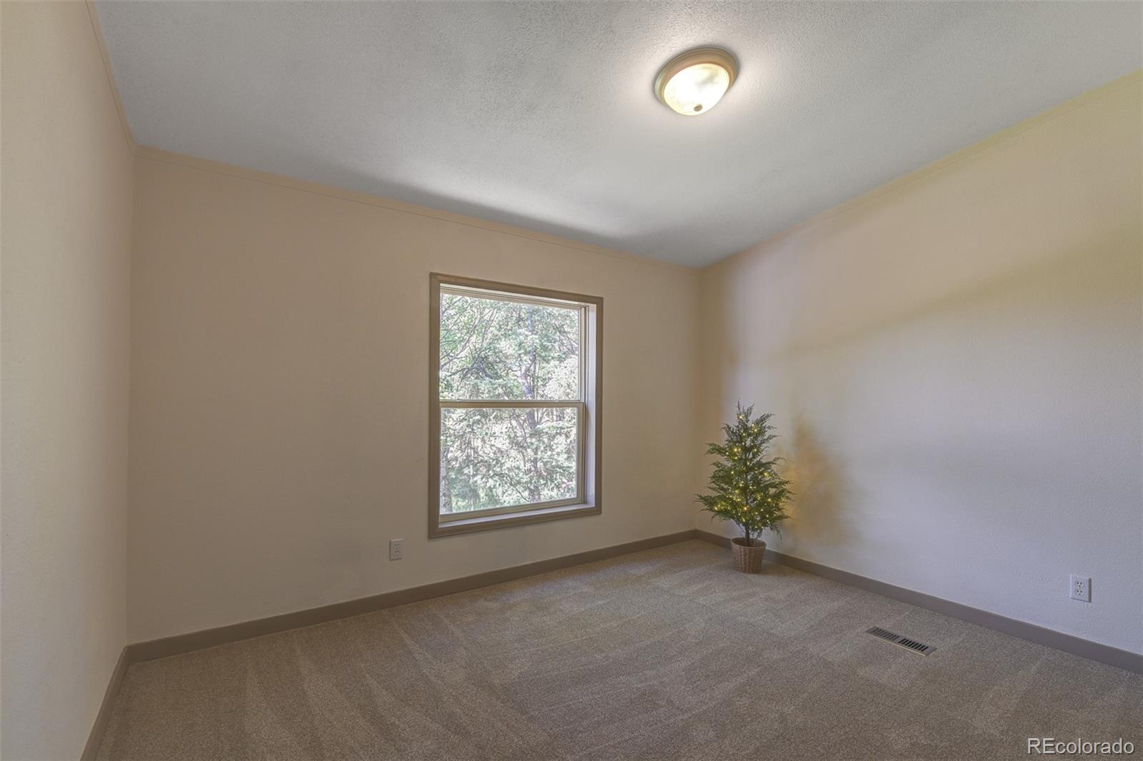 451 Fern Road