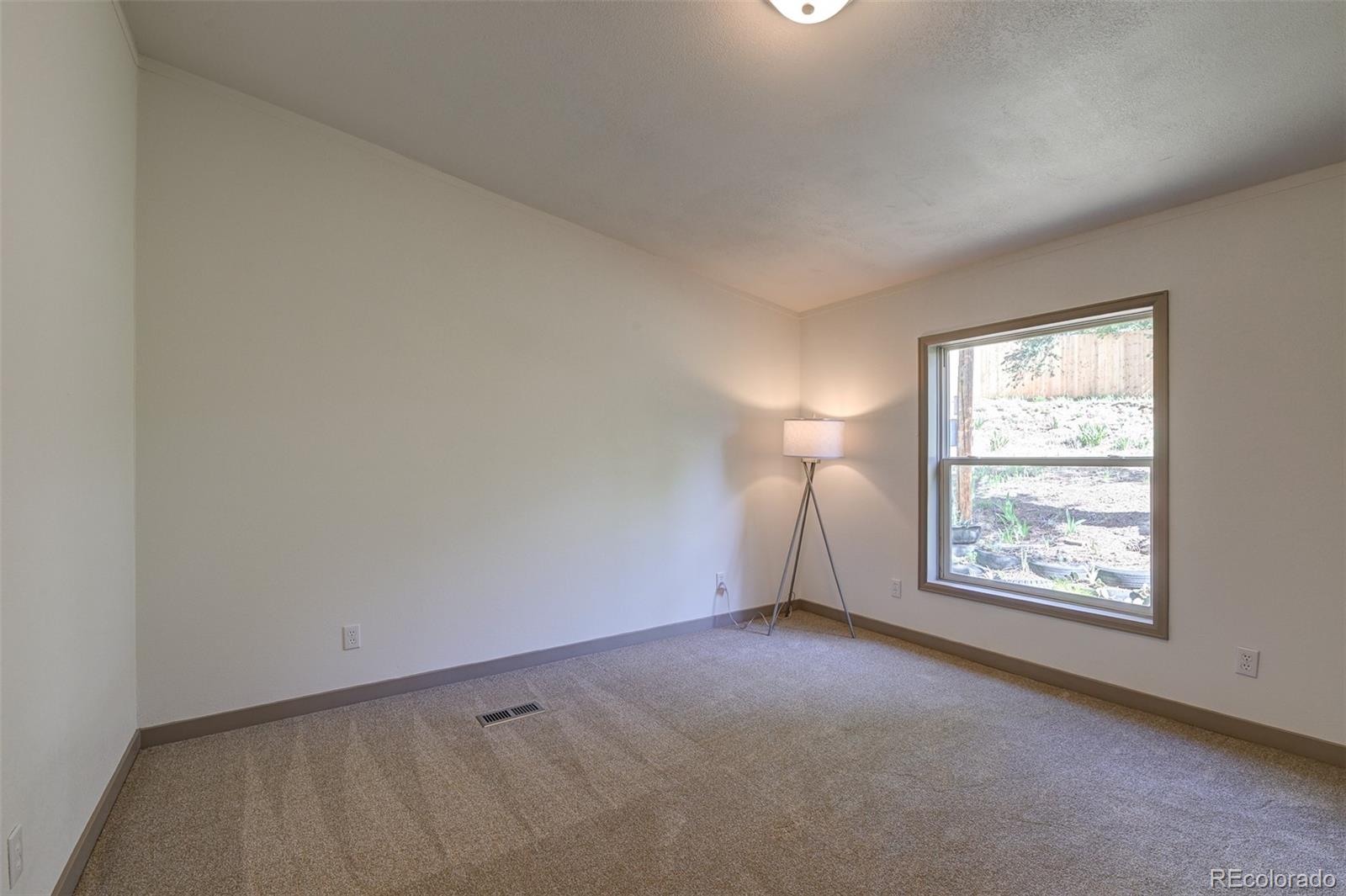 451 Fern Road