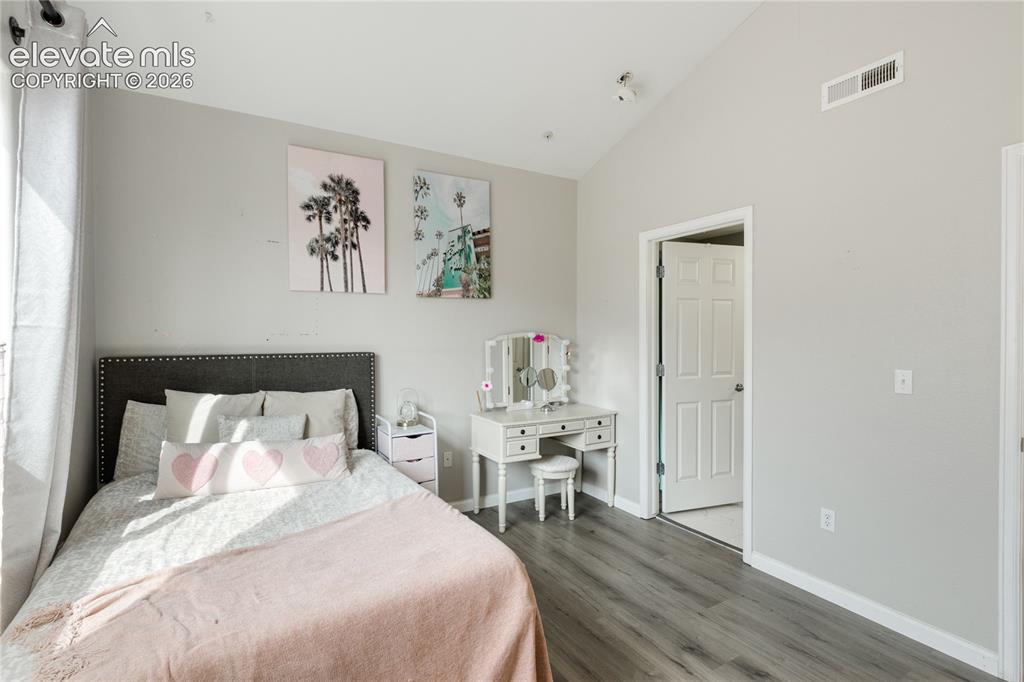 605 Cougar Bluff Point 202