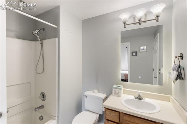 605 Cougar Bluff Point 202