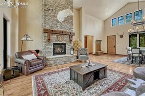 1250 Cottontail Trail