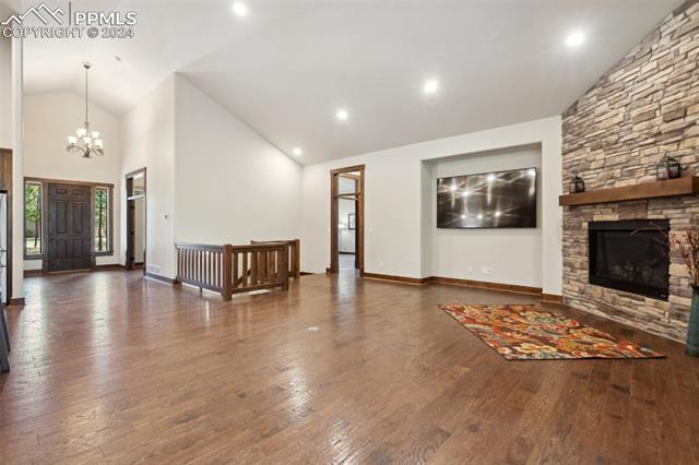 15664 Pole Pine Point