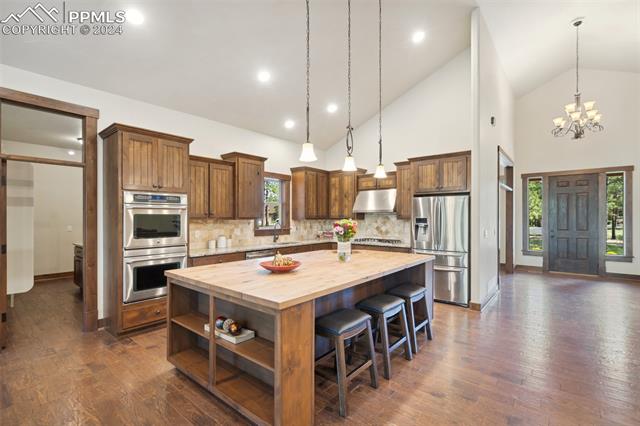 15664 Pole Pine Point