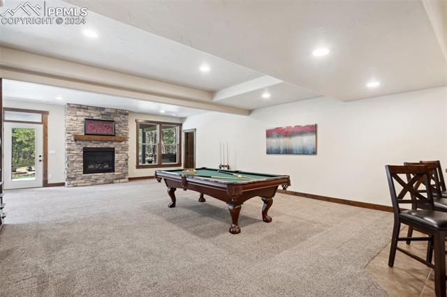 15664 Pole Pine Point