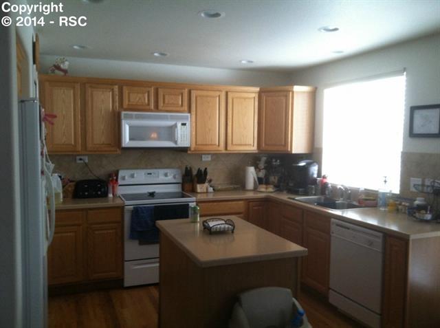 9376 Wolf Pack Terrace