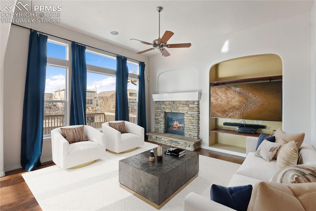 4904 Mushroom Rock Court