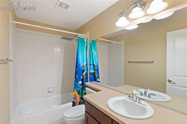 4904 Mushroom Rock Court