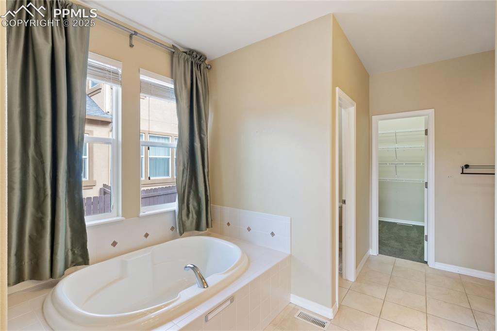 4904 Mushroom Rock Court