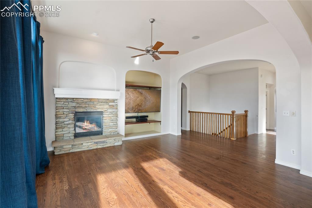 4904 Mushroom Rock Court