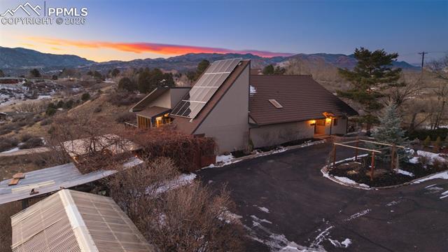 2190 Mesa Road