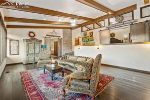 2190 Mesa Road