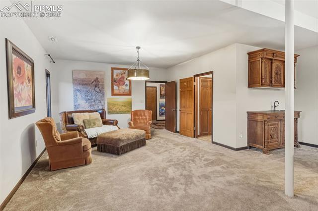 2190 Mesa Road
