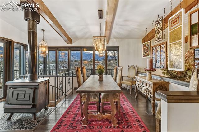 2190 Mesa Road