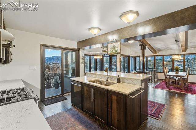 2190 Mesa Road