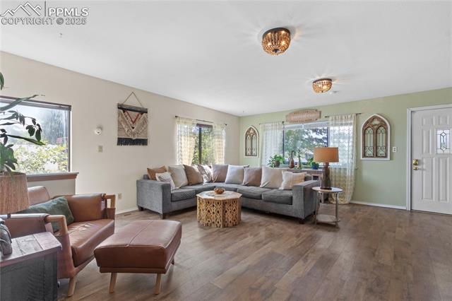 1215 Sunset Road