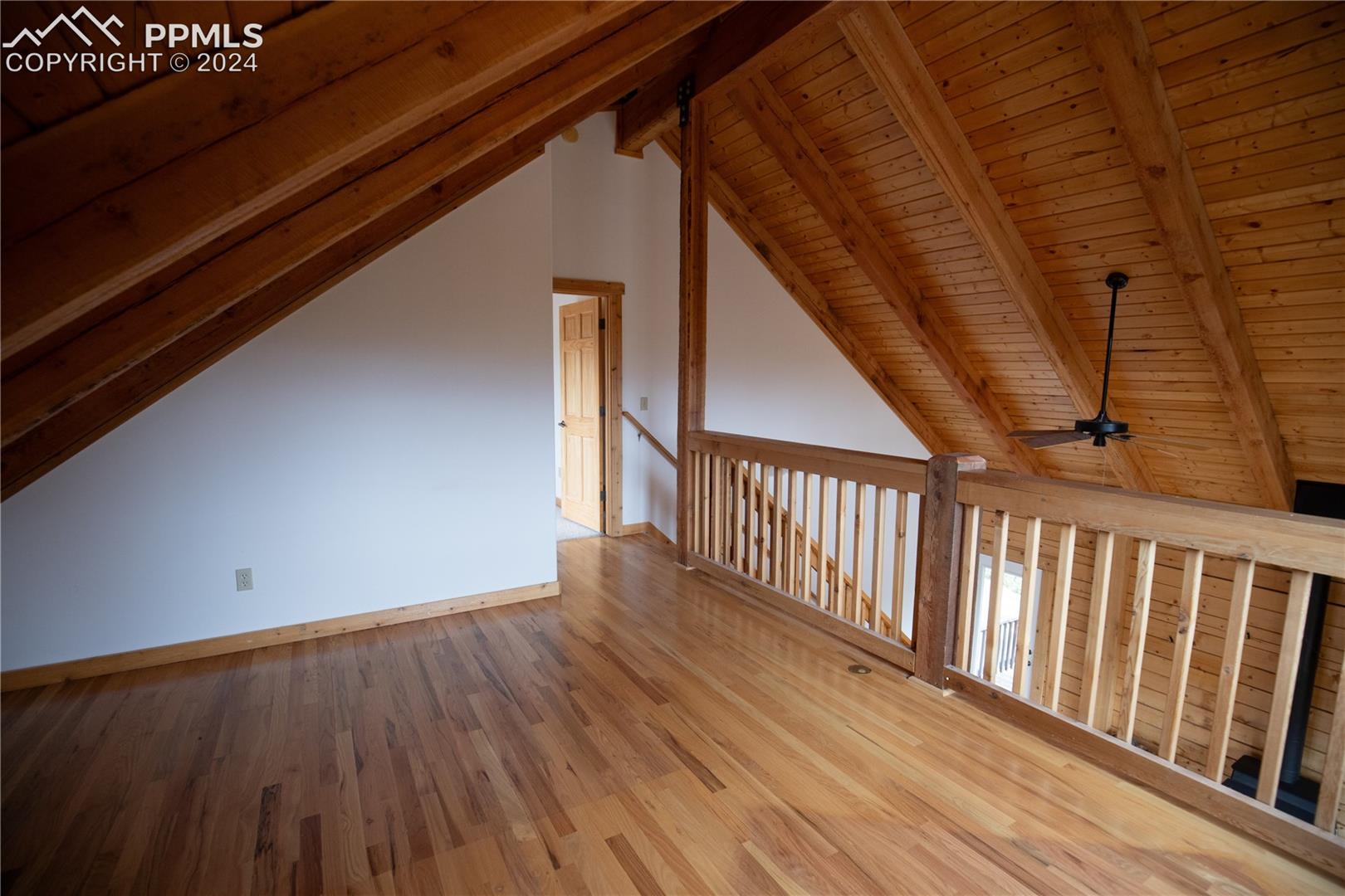 379 Chinook Road