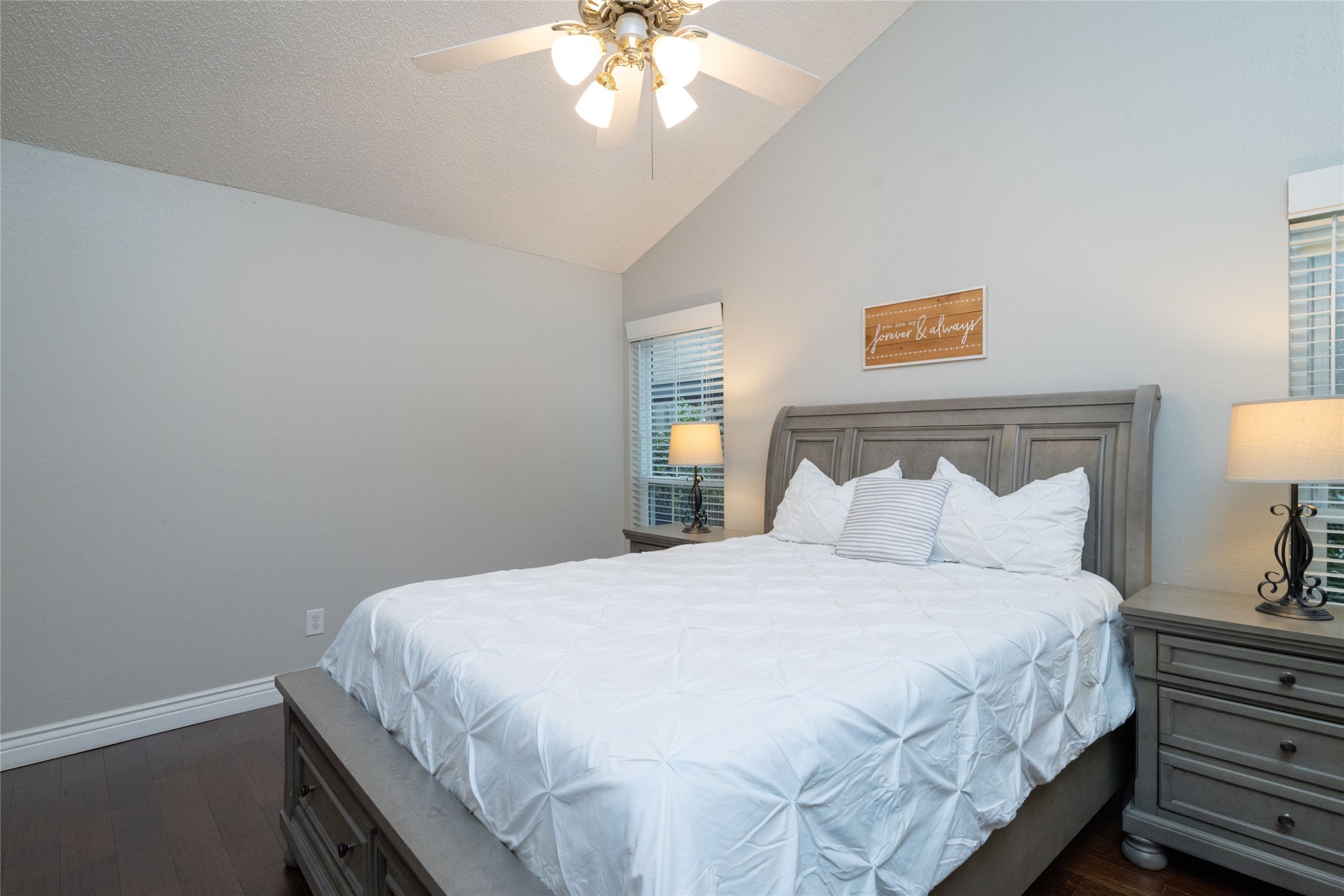 2707 Knoll Trail