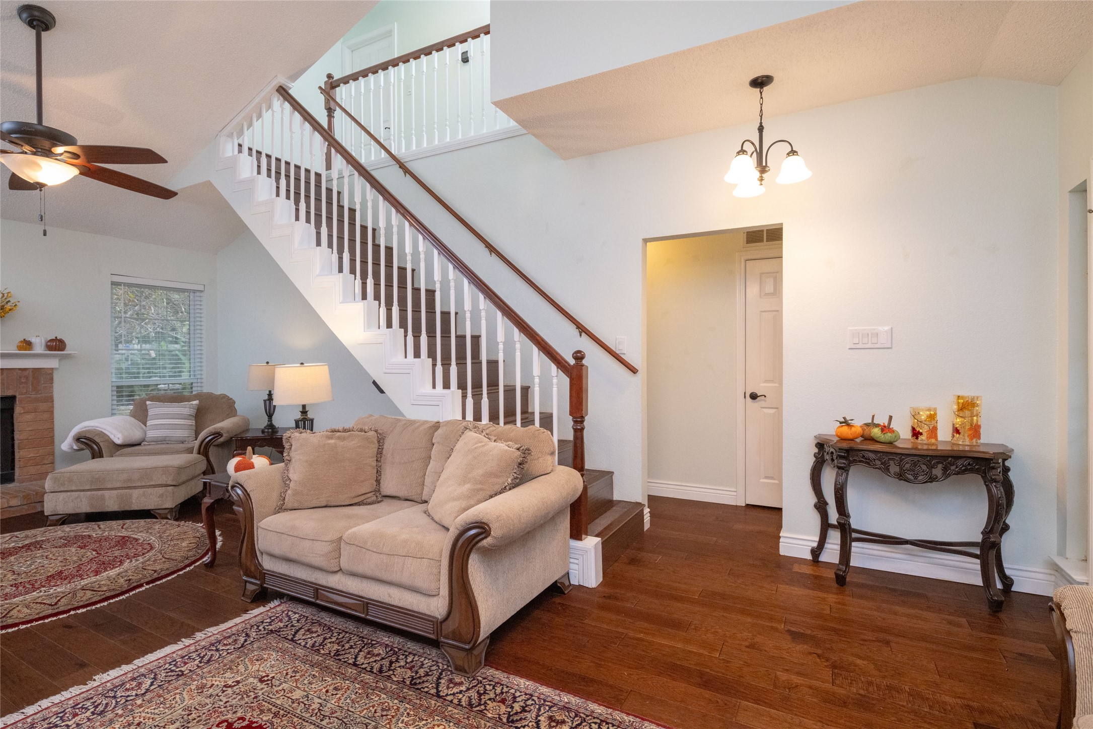 2707 Knoll Trail
