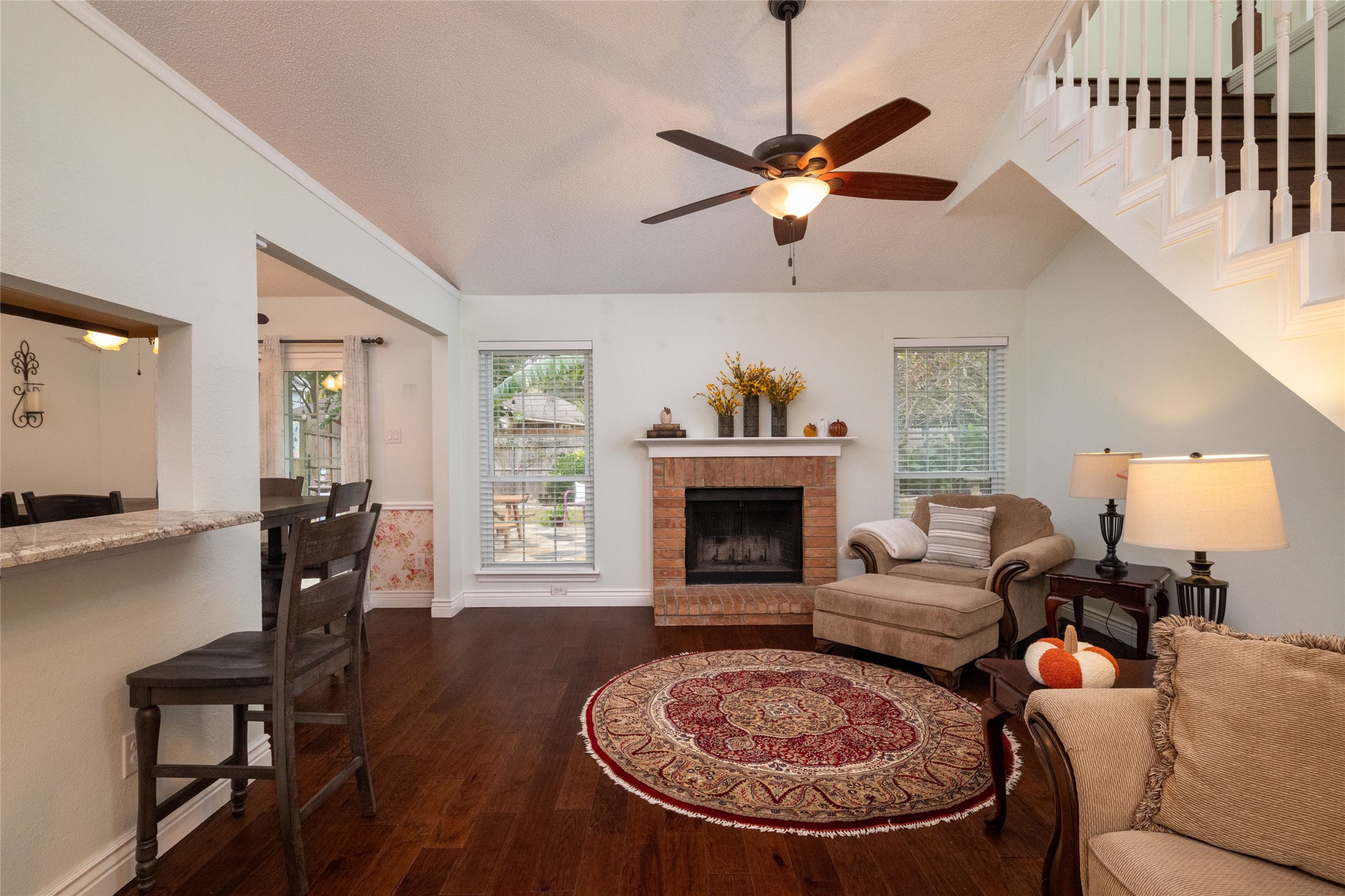 2707 Knoll Trail