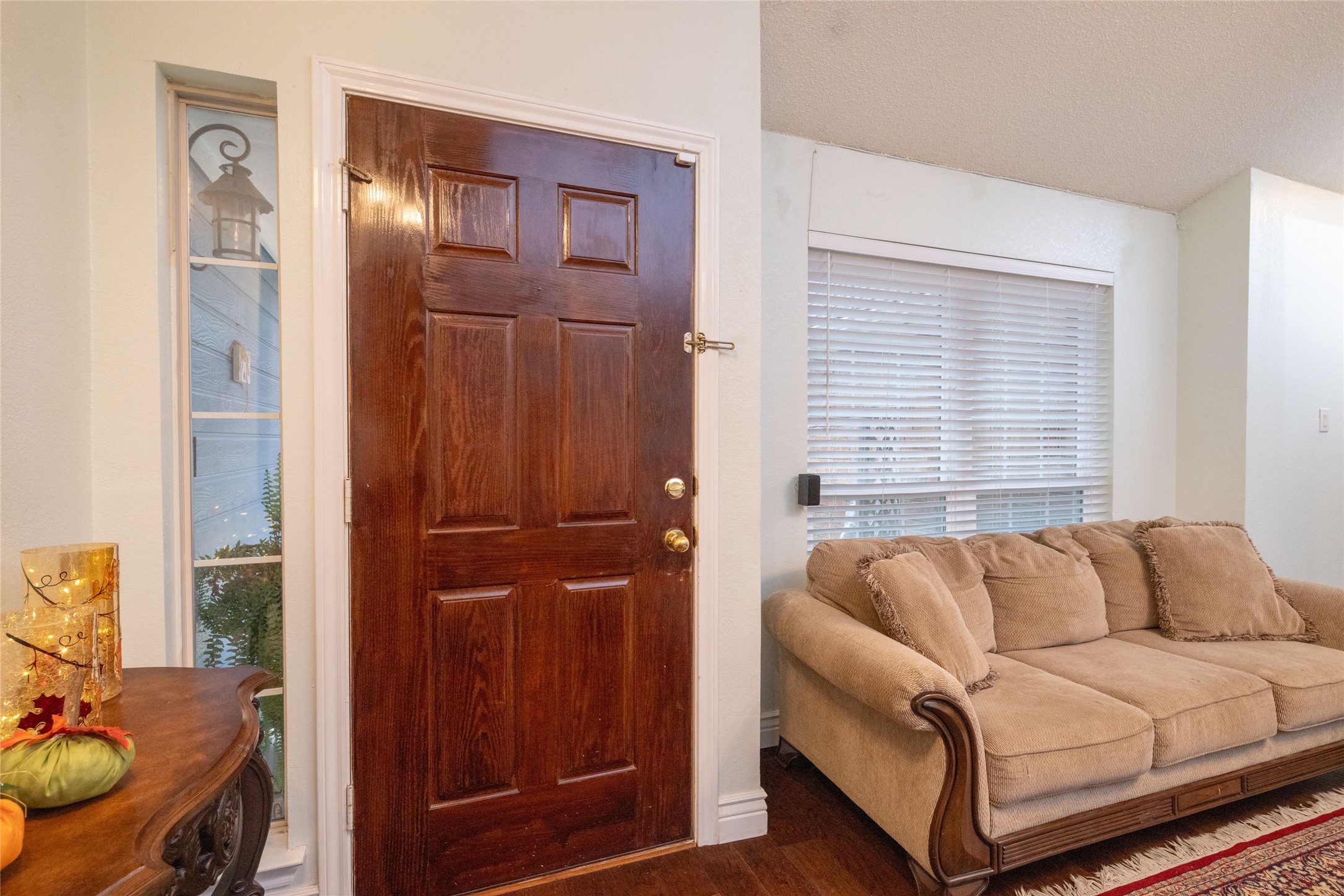 2707 Knoll Trail