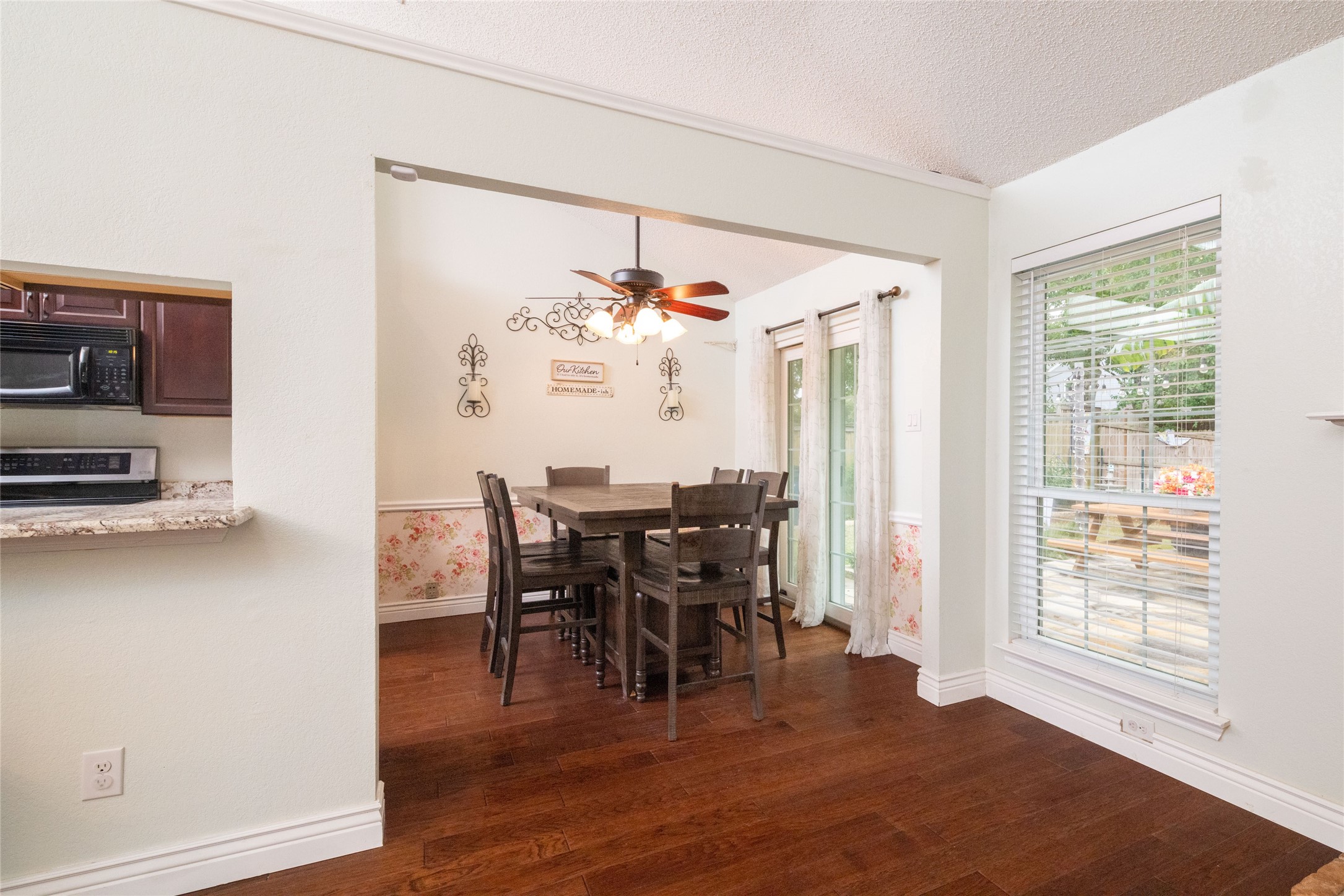 2707 Knoll Trail