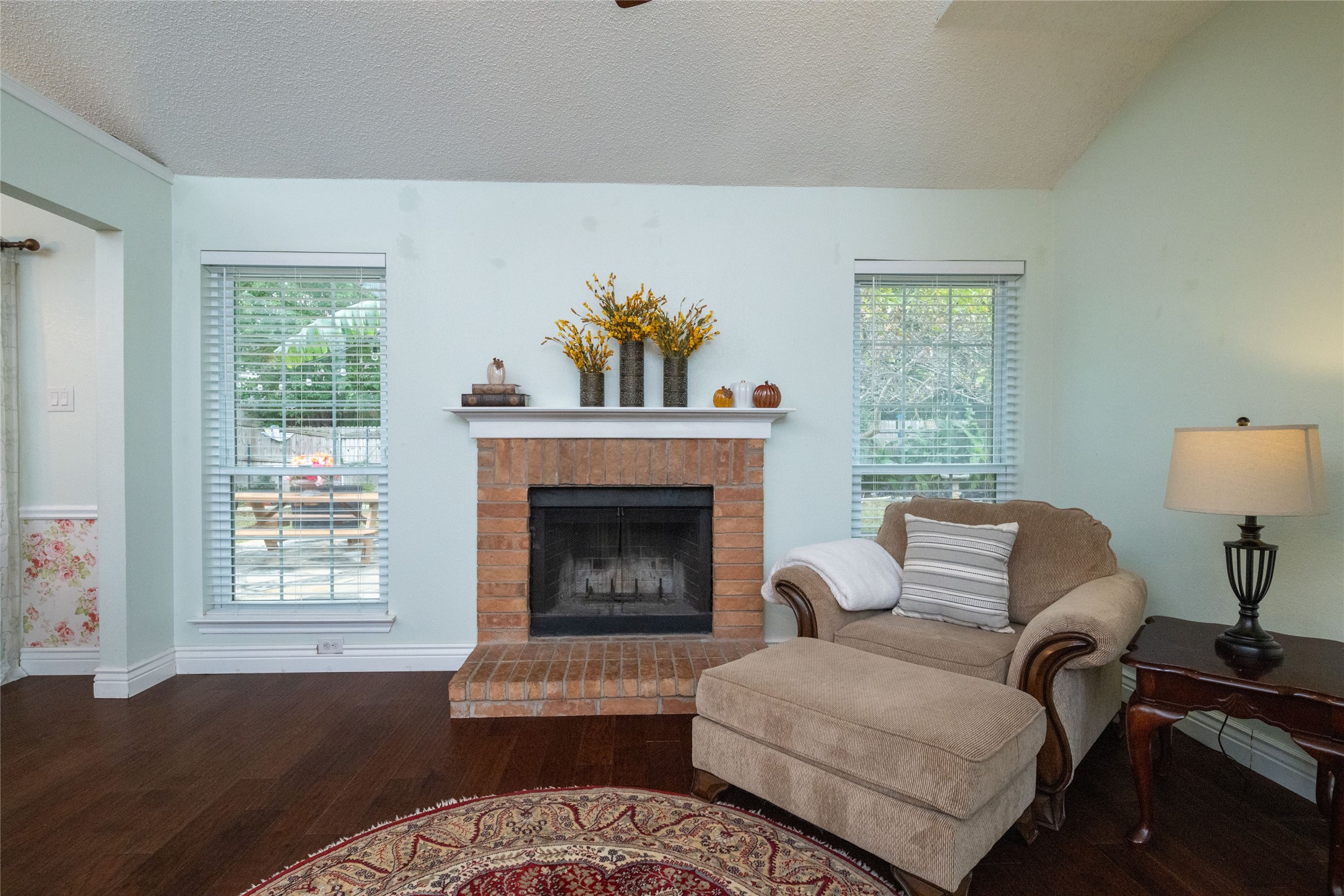 2707 Knoll Trail