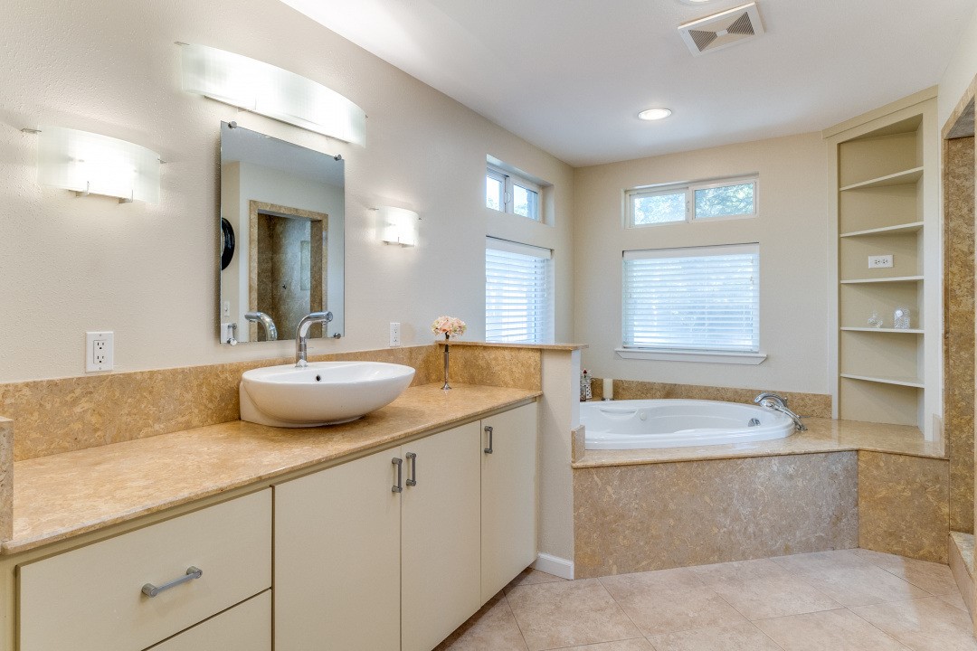 13620 Sprucewood Drive