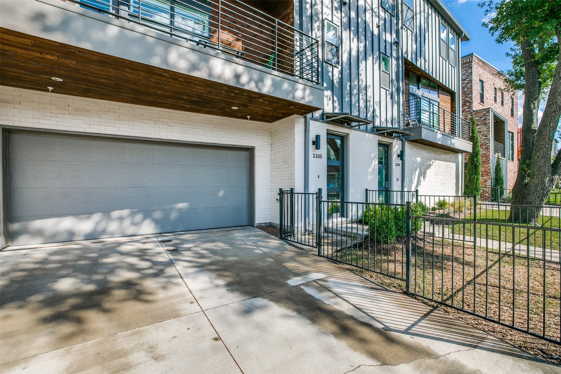 5202 Capitol Avenue 1105