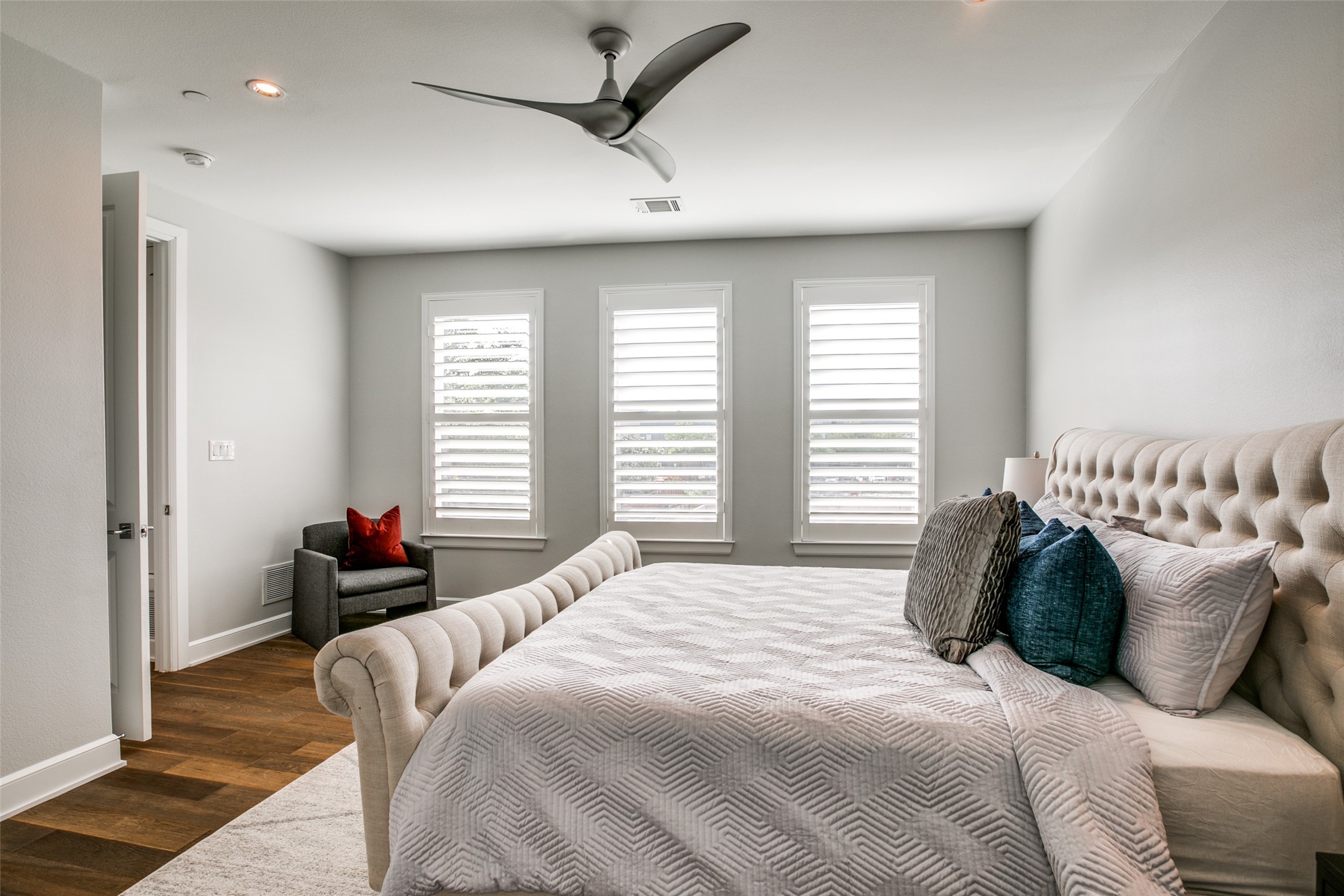 5202 Capitol Avenue 1105