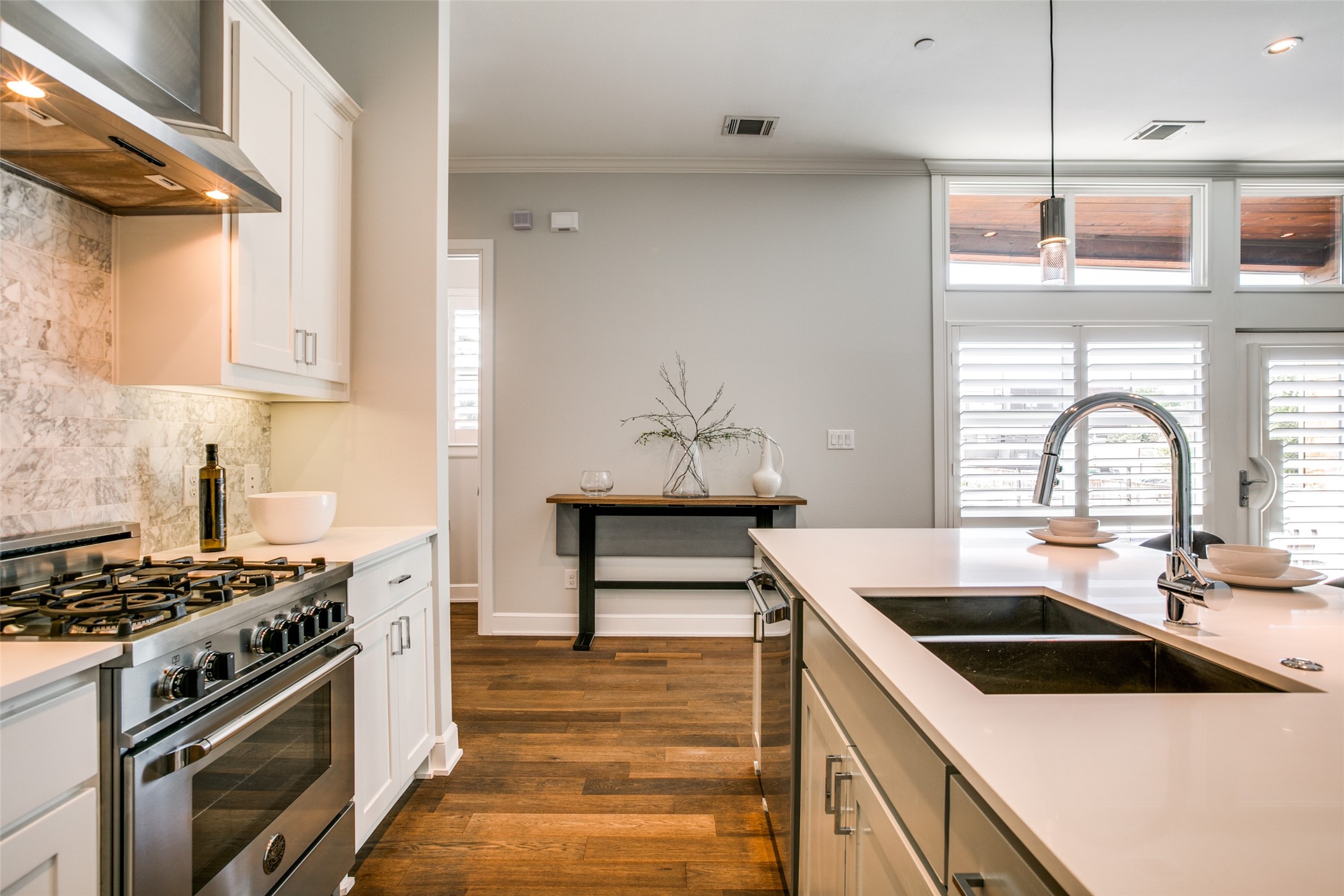 5202 Capitol Avenue 1105