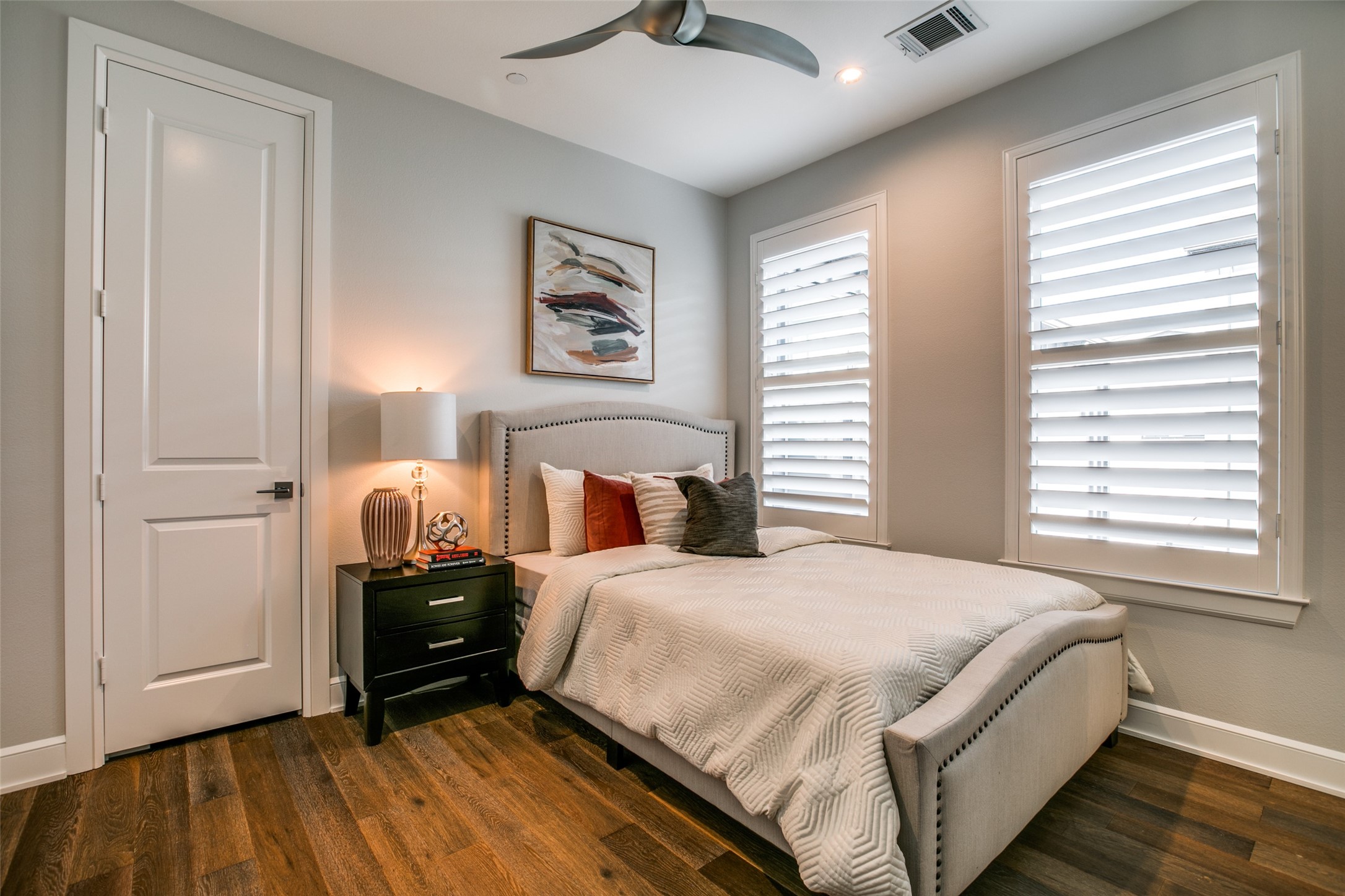 5202 Capitol Avenue 1105