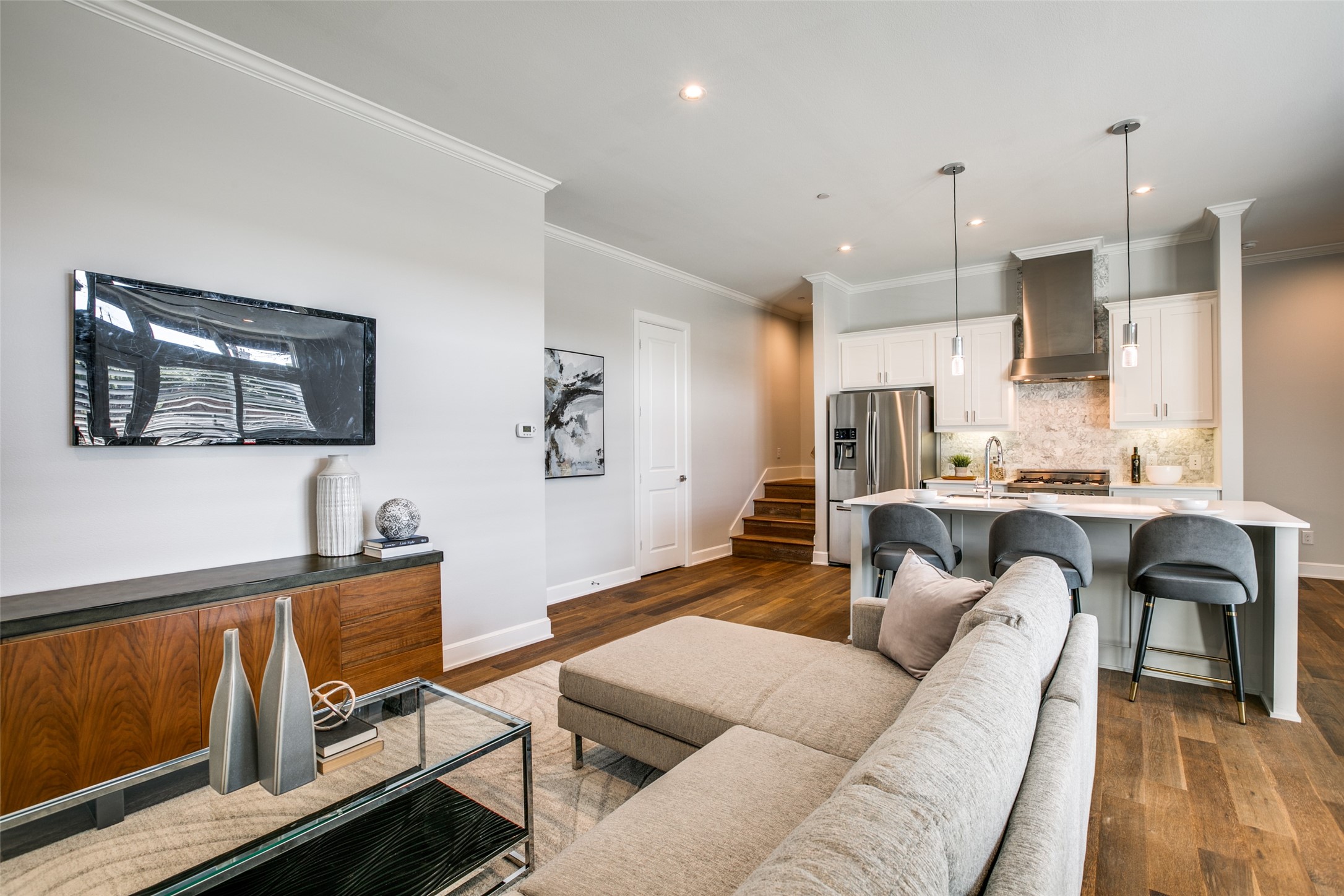 5202 Capitol Avenue 1105