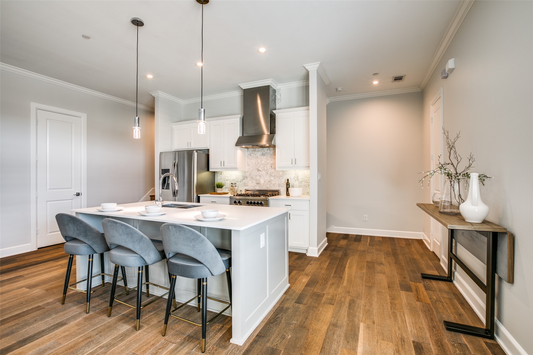 5202 Capitol Avenue 1105