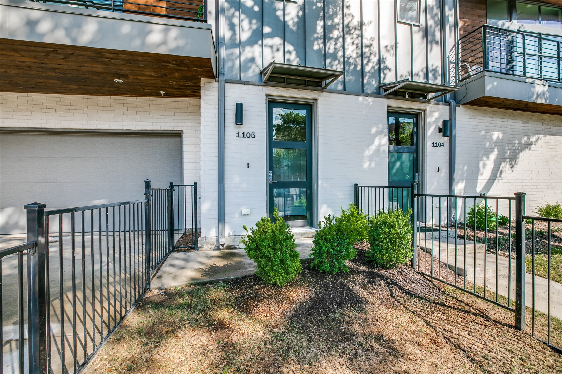 5202 Capitol Avenue 1105