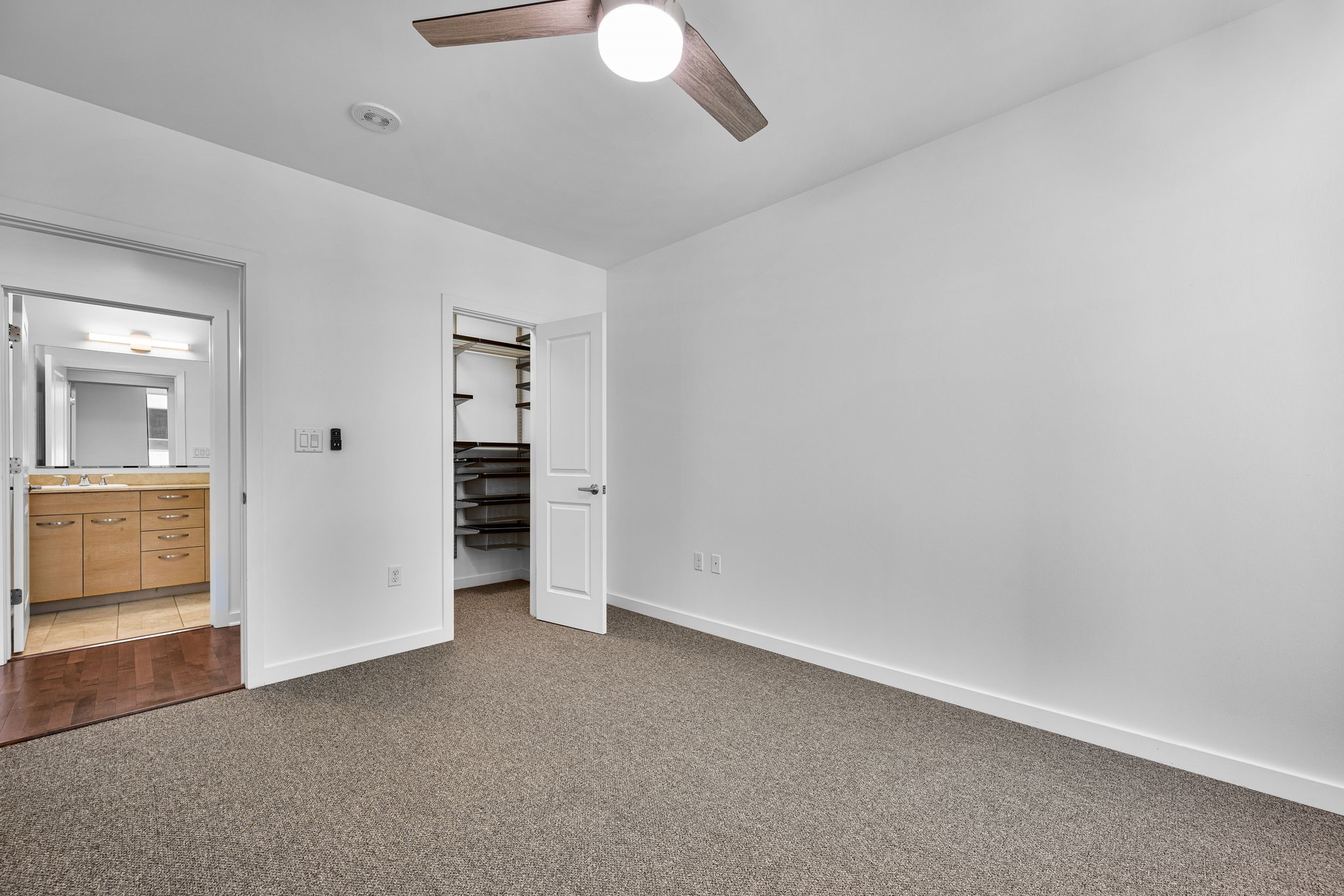 1200 Main Street 707