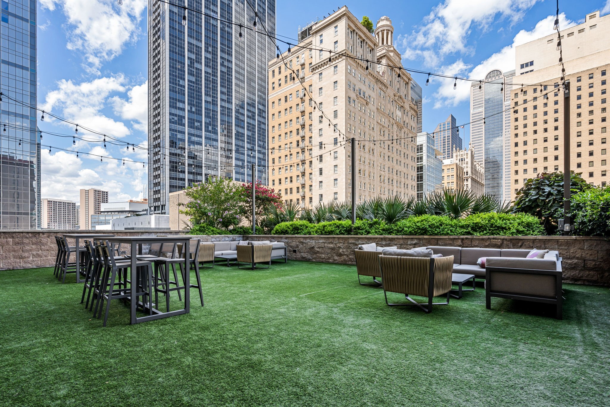 1200 Main Street 707