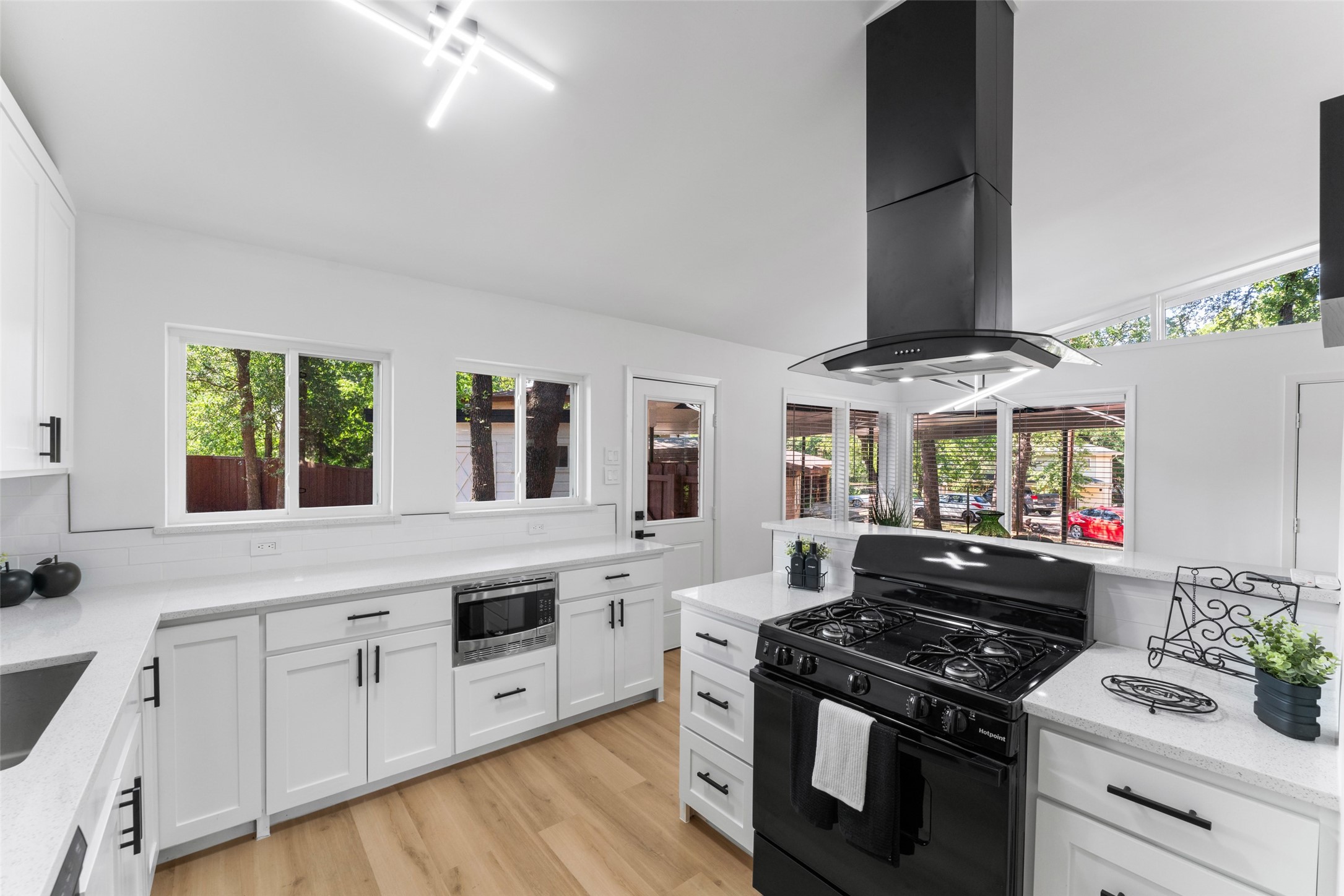 1626 Fair Court