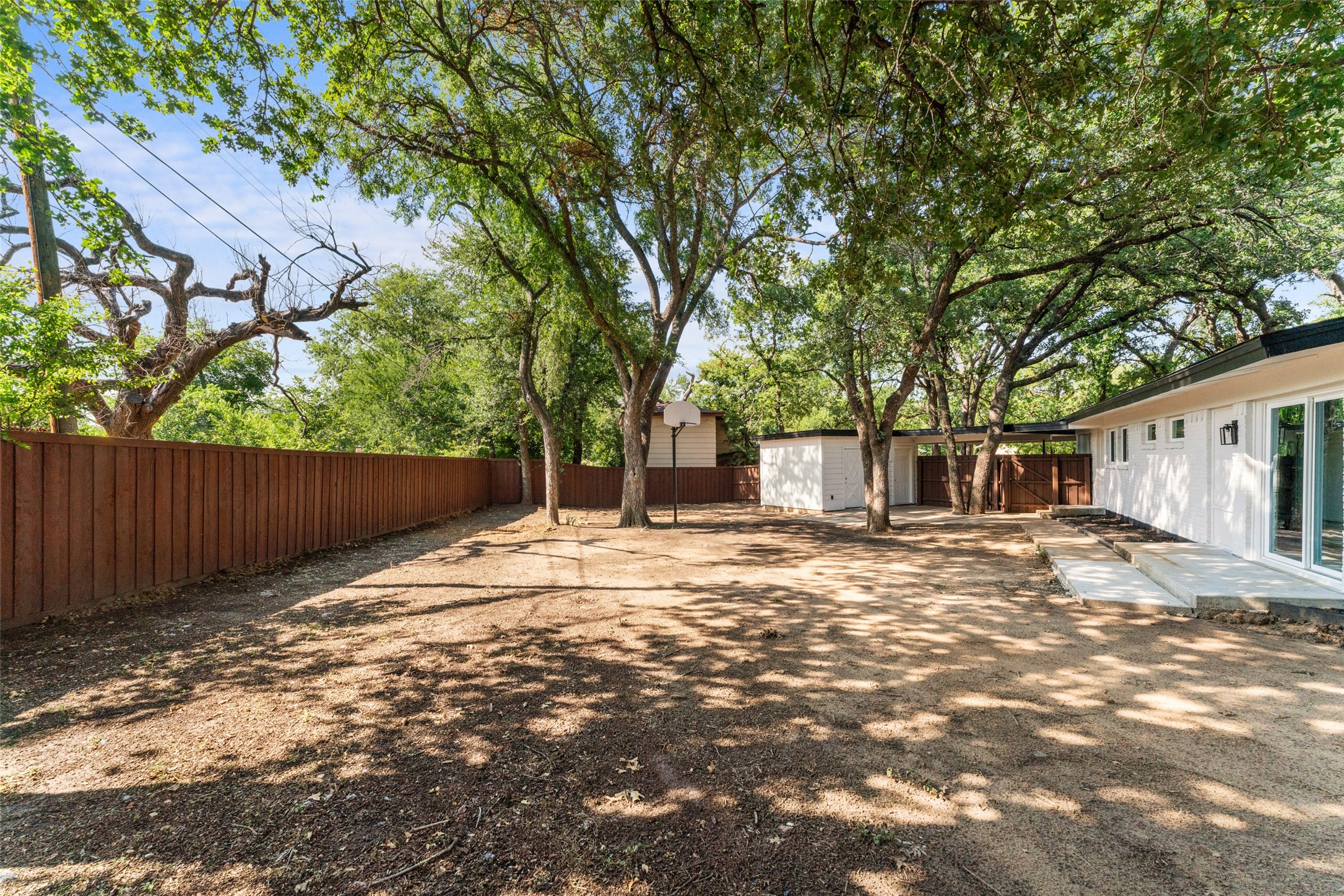 1626 Fair Court