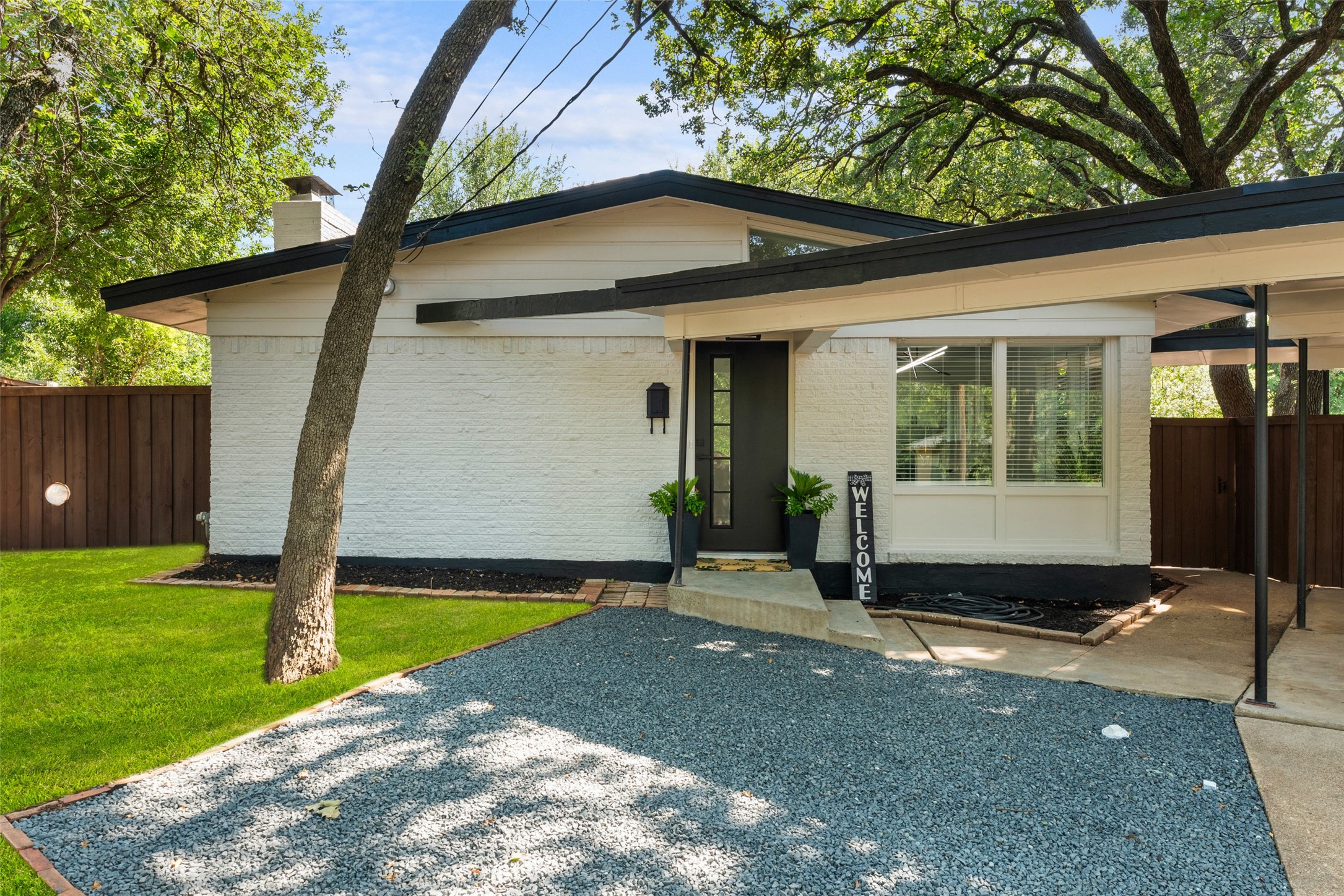 1626 Fair Court