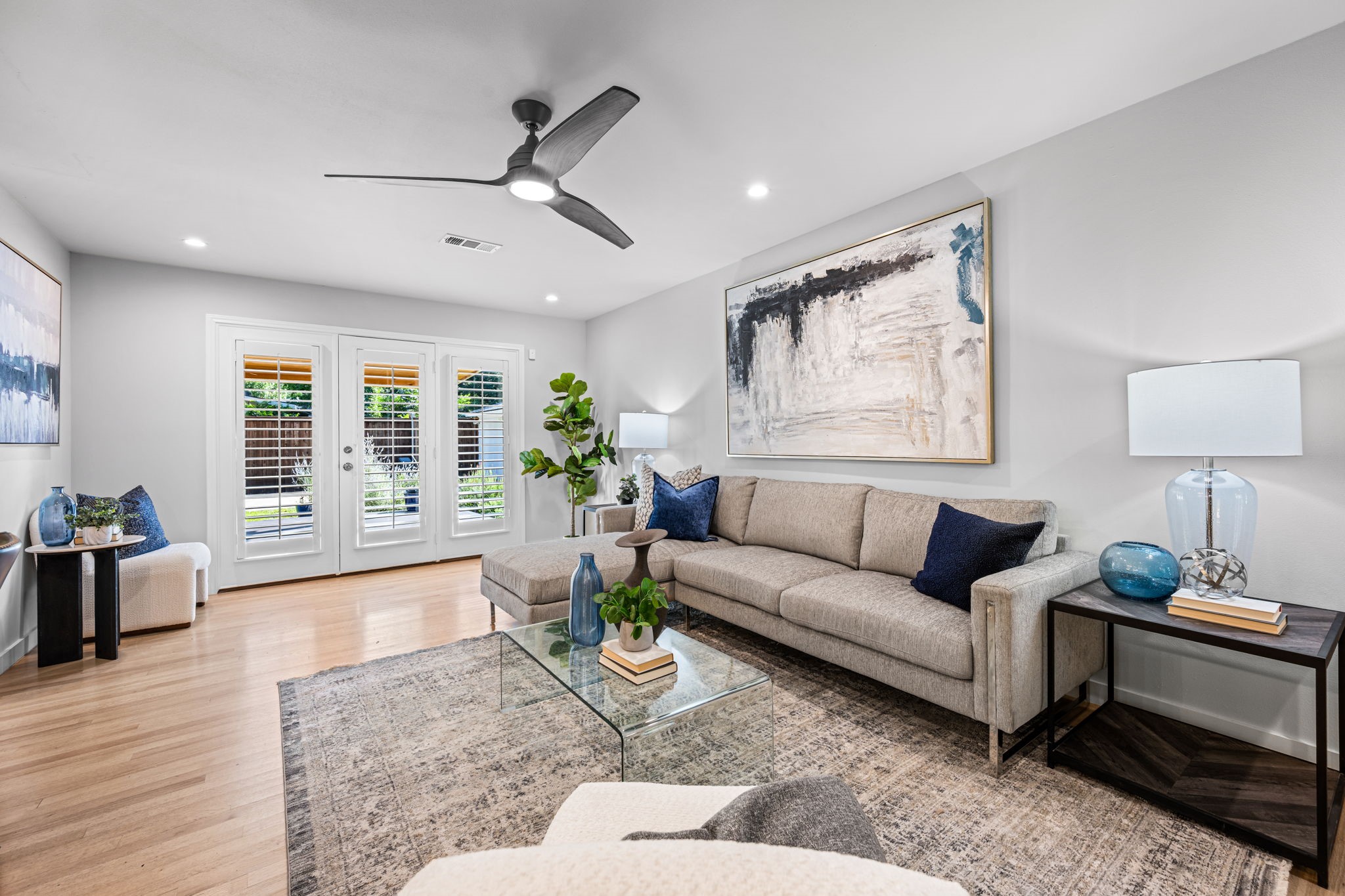 10219 Vinemont Street