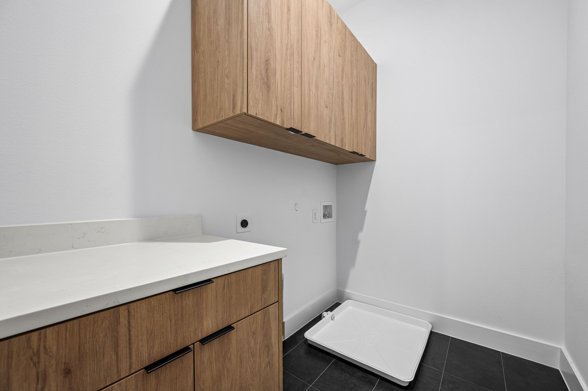 814 W 10th Street