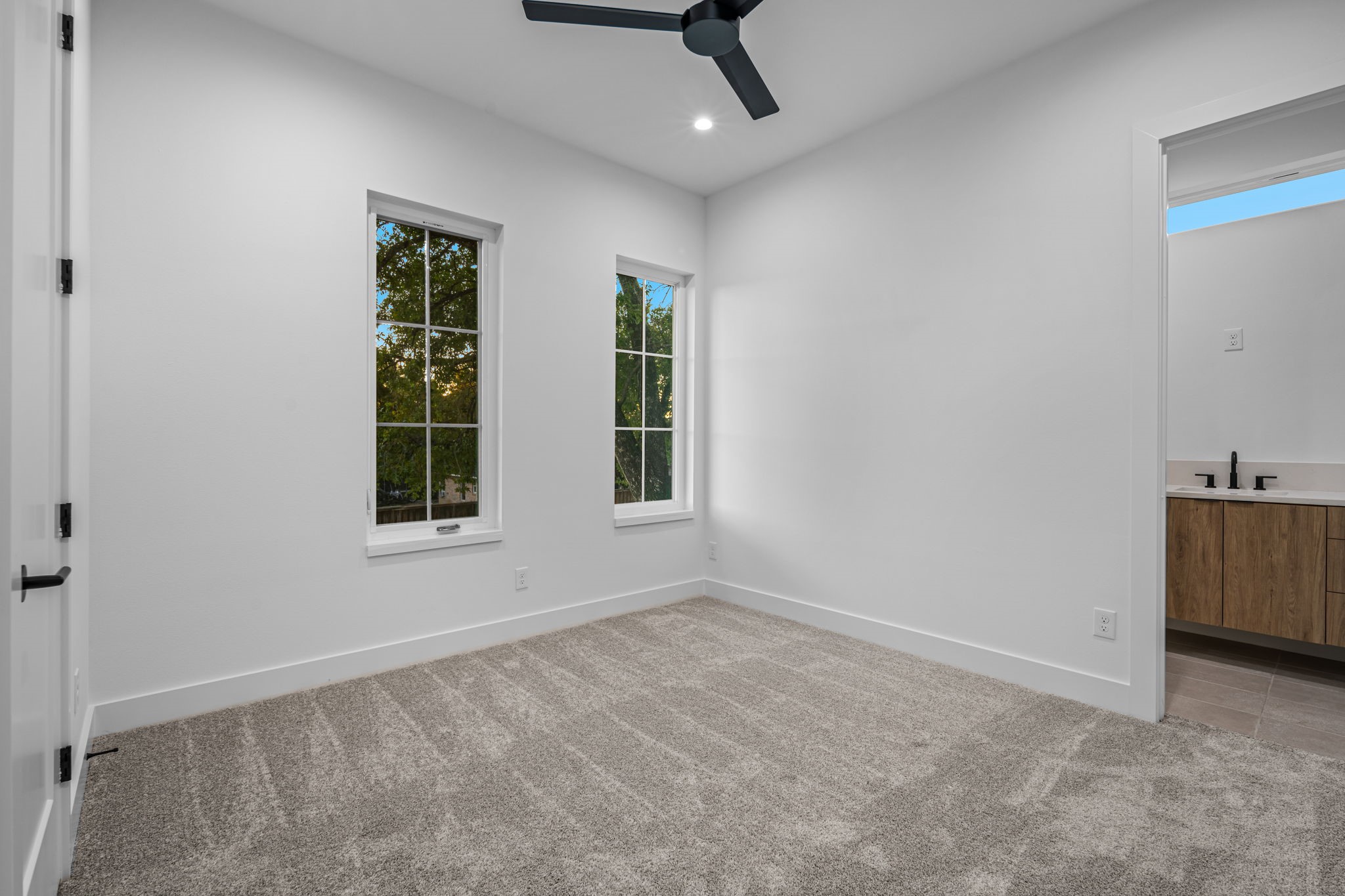 2814 guymon