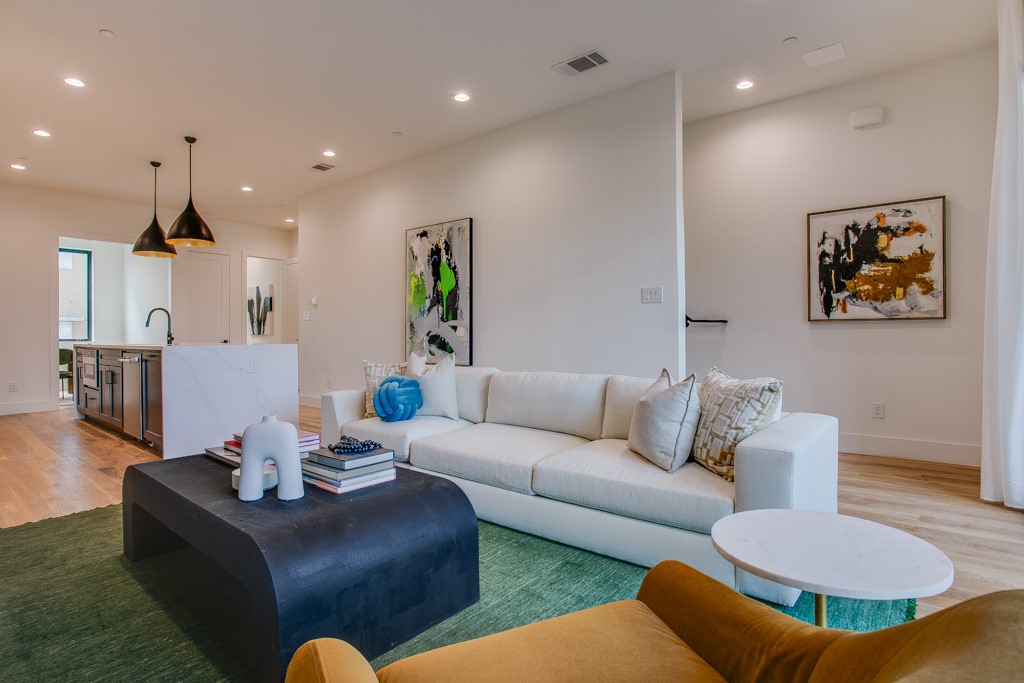 805 Pavillon Street 108