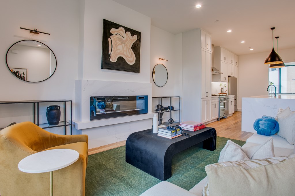805 Pavillon Street 108