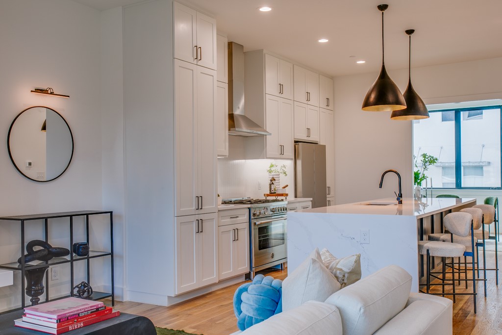 805 Pavillon Street 108
