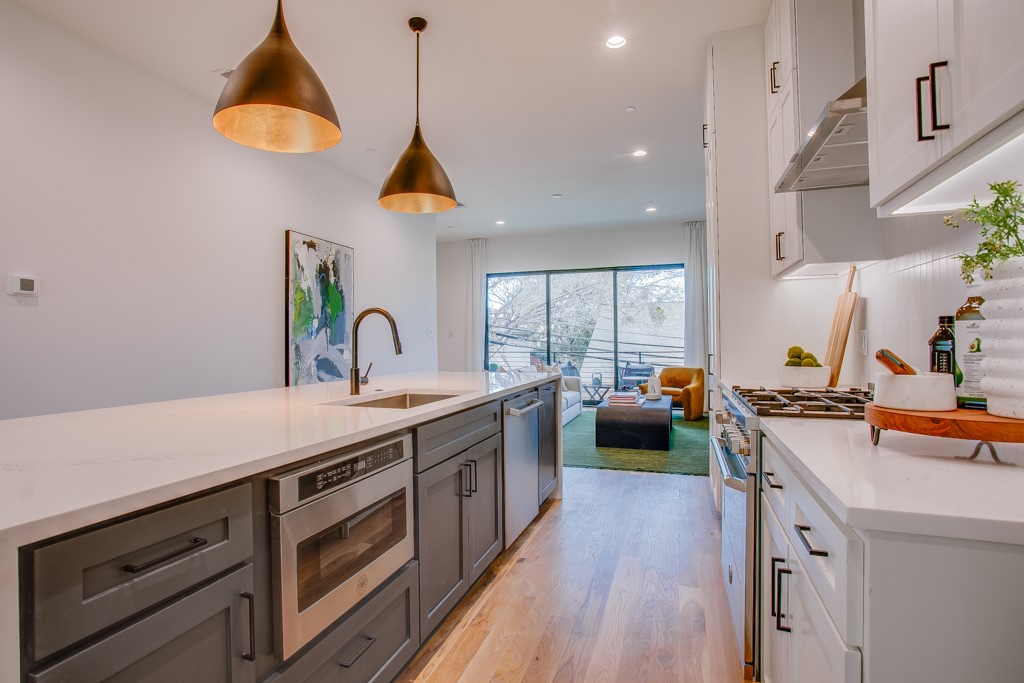 805 Pavillon Street 108