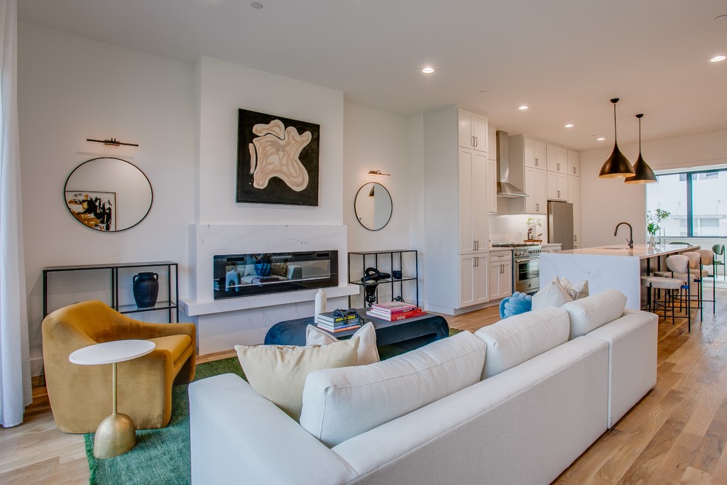 805 Pavillon Street 108