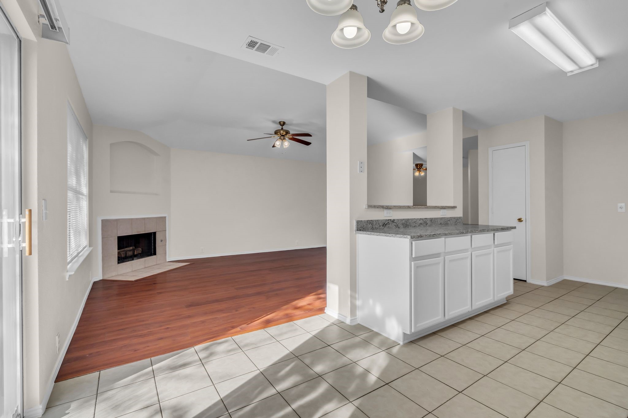 2312 Tailburton Court