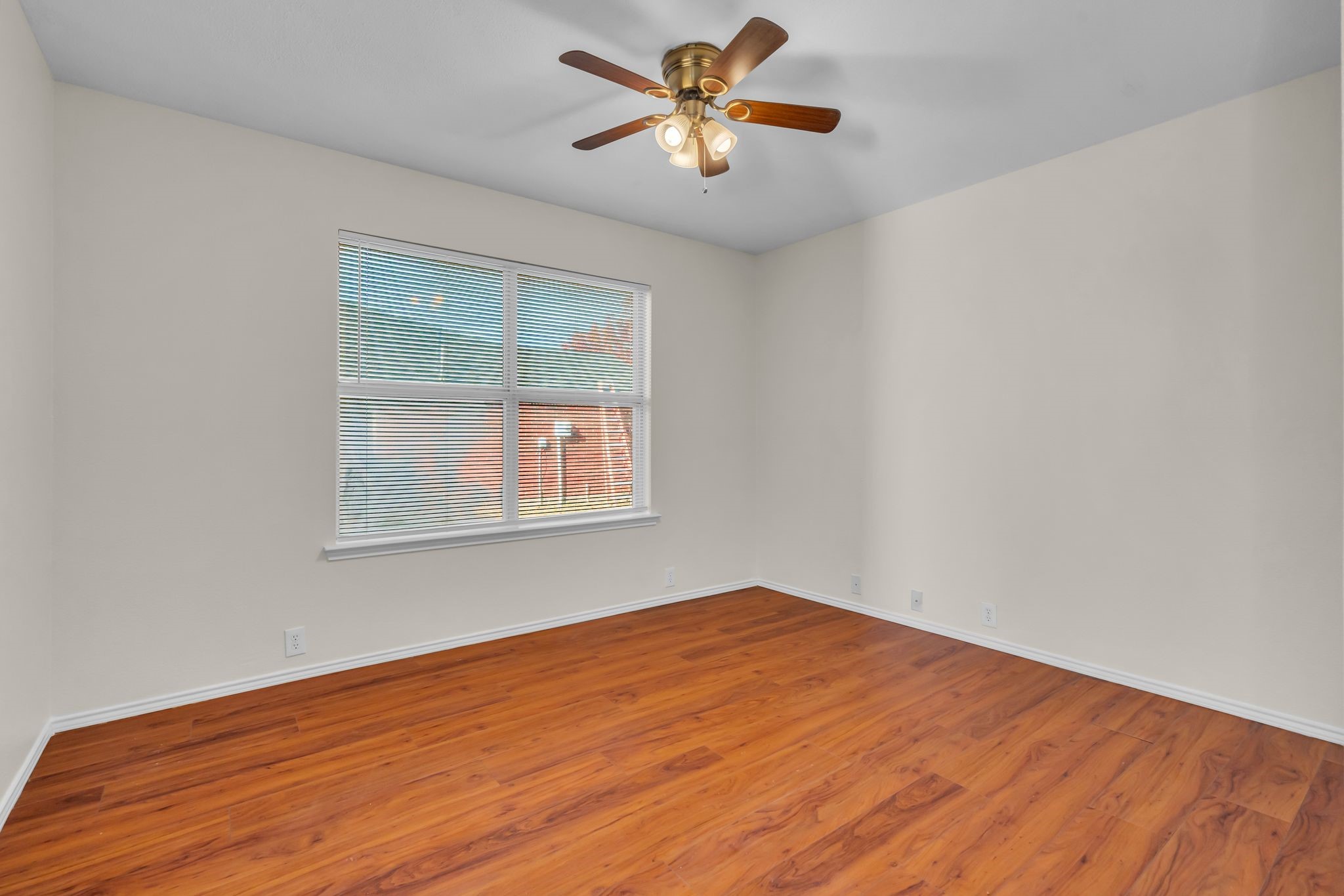 2312 Tailburton Court