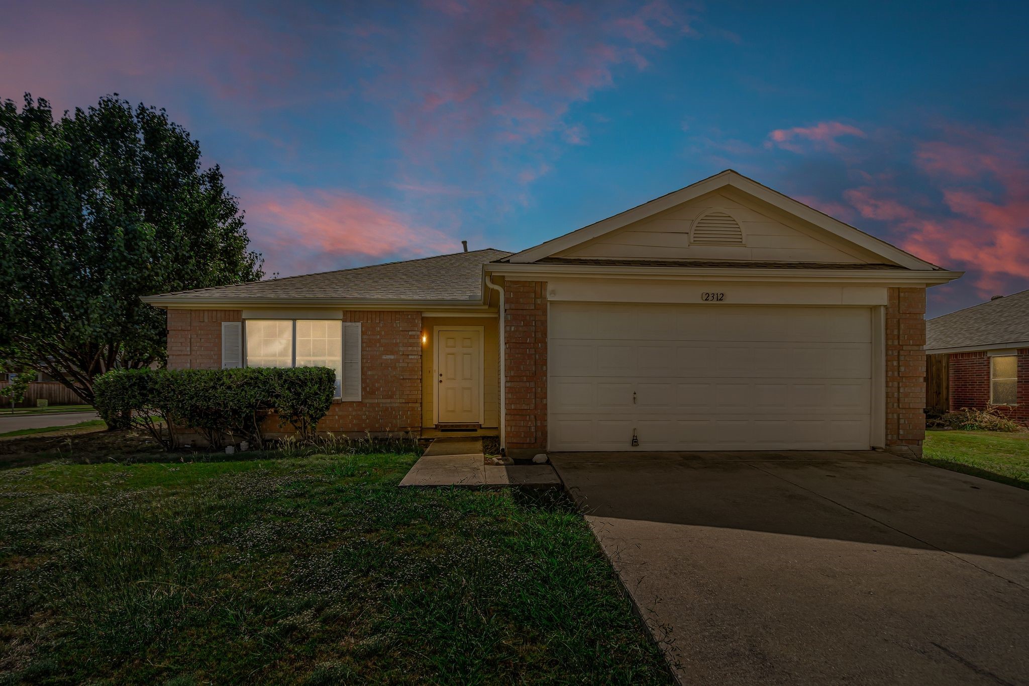 2312 Tailburton Court